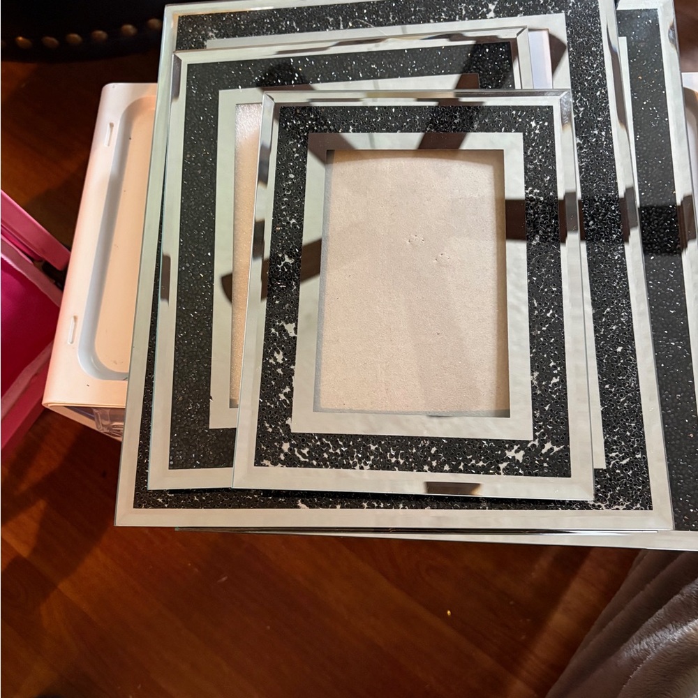 Frames black mirrored and black